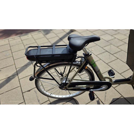 2dehands elektrische bakfiets met regentent