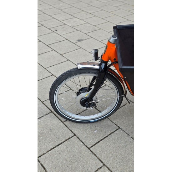 2dehands Cargo bike long bakfiets met regentent