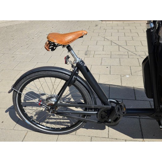2de hands Cargo bike long bakfiets met middenmotor